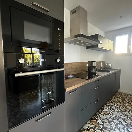 La Mimosette Cosy Avec Terrasse Proche Apartamento *