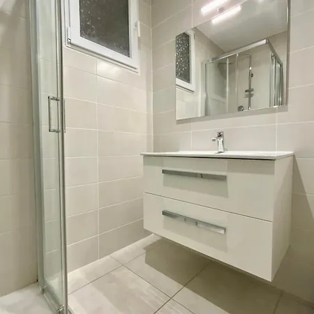 La Mimosette Cosy Avec Terrasse Proche Apartamento